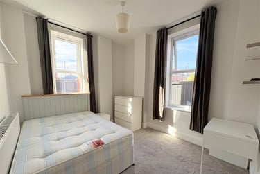 3 bed flat, Whitefield Terrace, Heaton, Newcastle, NE65DT - Image 4